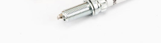 Spark Plugs 06M905606F 06M-905-606-F FREE SHIPPING